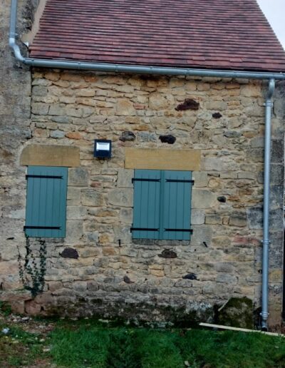 Rénovation de toiture par les professionnels de la Maçonnerie Ribeiro en Dordogne